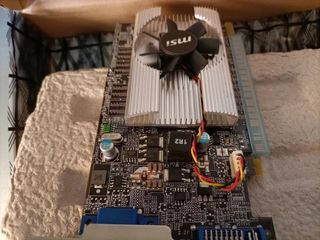 MSI N210 Tarjeta Gráfica 512MB DDR2