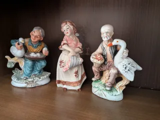 Antiche bambole in porcellana