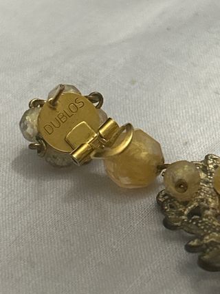 Pendientes largos . DUBLOS