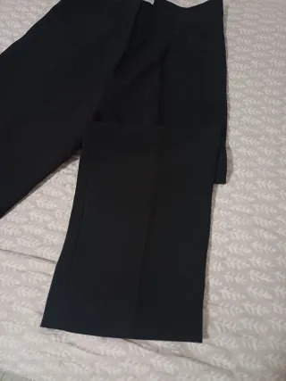 Pantalón de pinzas negro