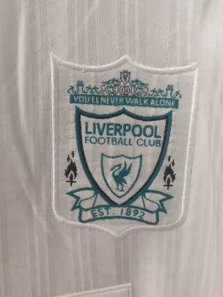 Camiseta futbol retro Liverpool. Talla XL