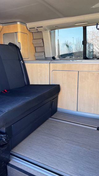 VOLKSWAGEN CALIFORNIA BEACH/OCEAN 2016