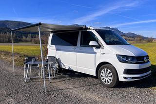 VOLKSWAGEN CALIFORNIA BEACH/OCEAN 2016