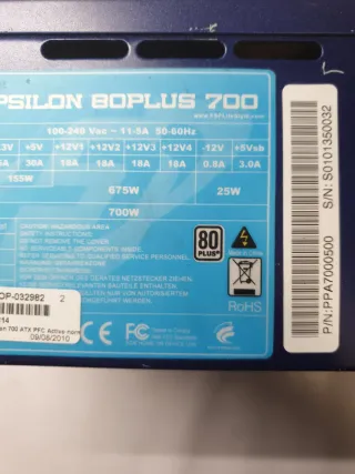 Fuente Alimentación FSP Epsilon 700W 80 Plus