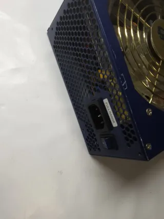 Fuente Alimentación FSP Epsilon 700W 80 Plus