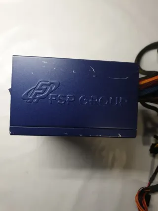 Fuente Alimentación FSP Epsilon 700W 80 Plus