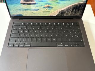 MacBook Pro M5 16GB Space Gray 2025