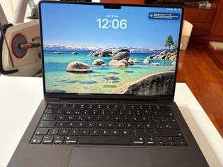 MacBook Pro M5 16GB Space Gray 2025