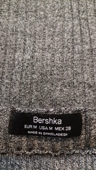 Jersey canalé cuello alto gris mujer