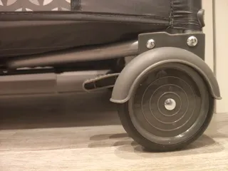 Cuna de viaje Lionelo Sven Plus