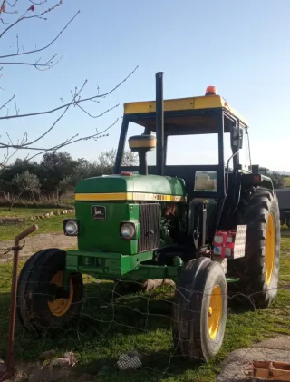 Tractor John Deere 2805S