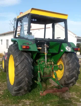 Tractor John Deere 2805S