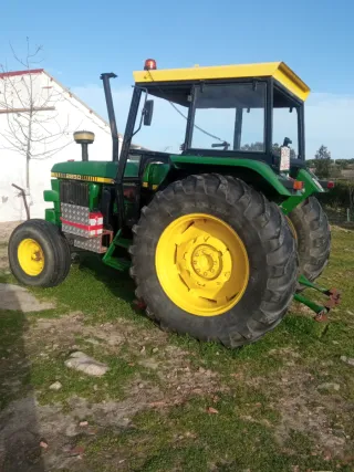 Tractor John Deere 2805S