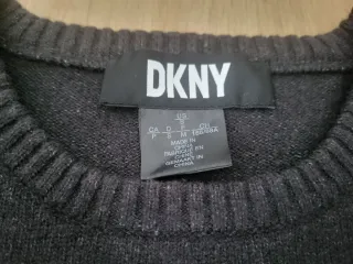 Jersey gris DKNY