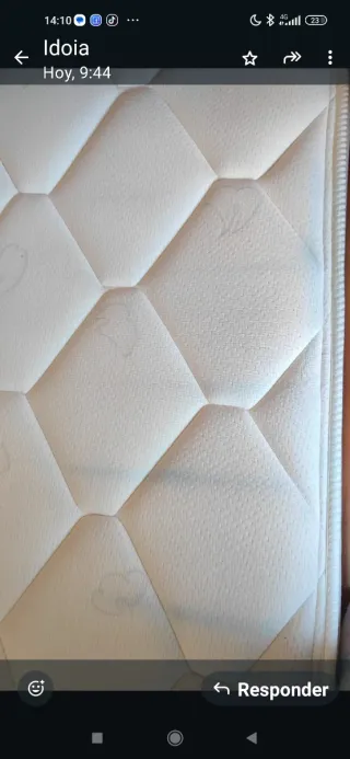 Colchón cuna y colchón  grande