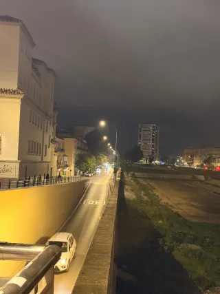 Comparto piso en centro Málaga capital.