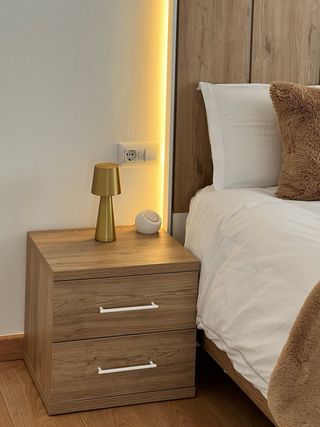 Dormitorio Kibuc: Cama y Mesitas