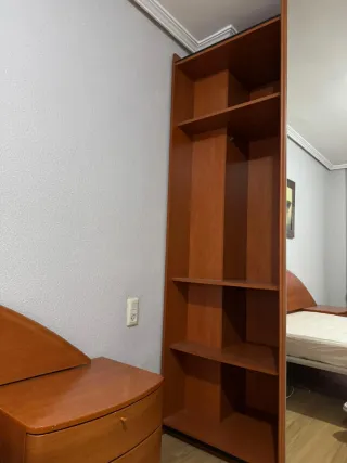 Armario a medida con puertas de espejo