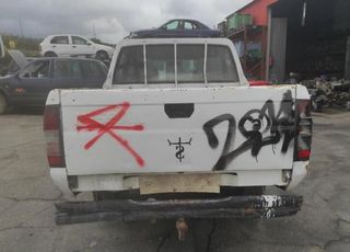 345087 asiento trasero izquierdo nissan pickup d22