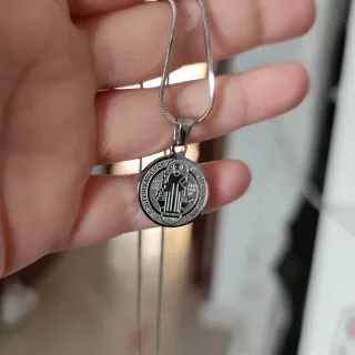 Gargantilla Cruz San Benito