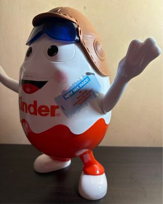 Muñeco Kinderino Huevo Kinder Aviador