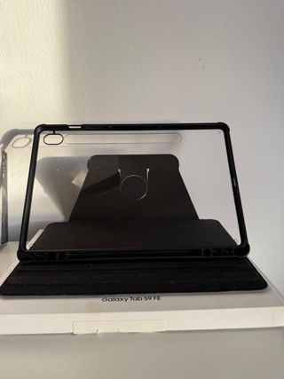 Galaxy Tab S9 FE (256gb) y Teclado Logitech