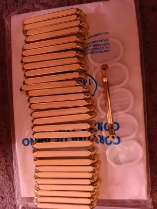 Tiradores dorados para muebles