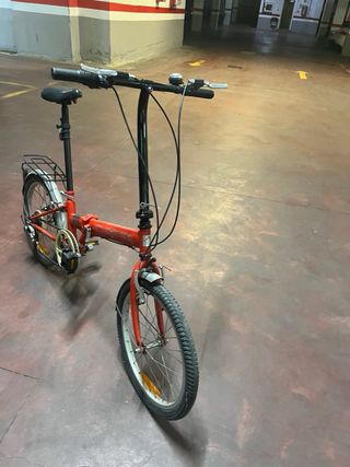 Bicicleta plegable Orbea roja