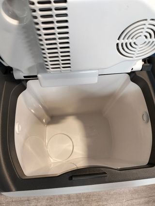 AEG Automotive KK Nevera y Calentador