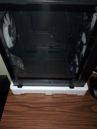 Caja PC Negra