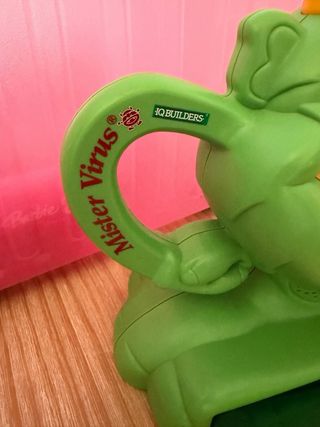 Ordenador infantil Mister Virus IQBUILDERS