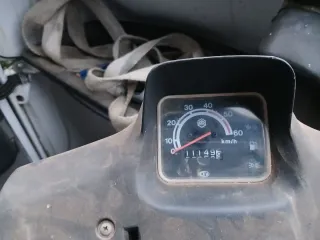 Piaggio Ape 50 con caja cerrada