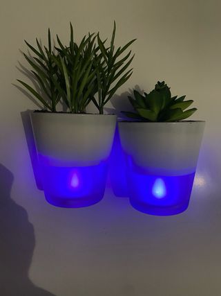 2 Macetas con Plantas Artificiales y Luces LED