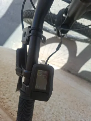 Bicicleta eléctrica Rockrider ST 500