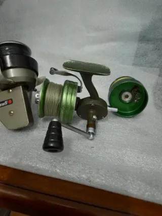 Pareja carretes pesca antiguos