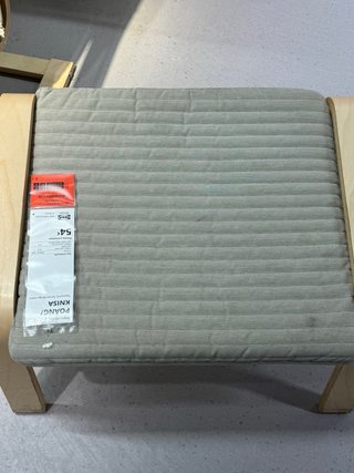 Butaca sillón tela y madera