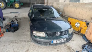 Guantera Passat 1997