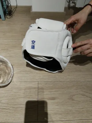 Casco Fujimae, de artes marciales.