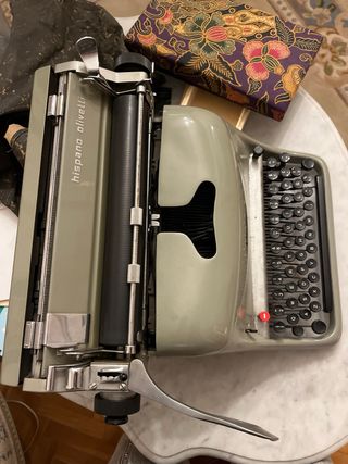 Máquina de escribir Hispano Olivetti Lexicon 80