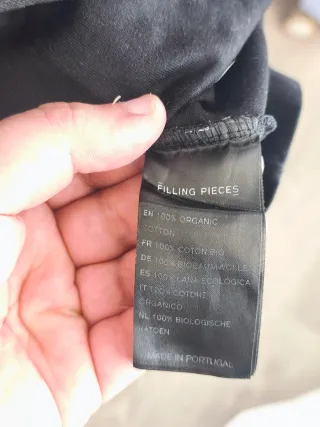 T-shirt Filling Pieces Tamanho XL