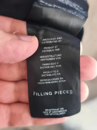 T-shirt Filling Pieces Tamanho XL