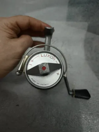 2 carretes de pesca antiguos