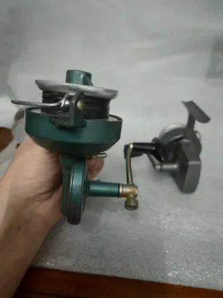 2 carretes de pesca antiguos