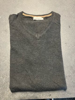 Maglione grigio scollo a V