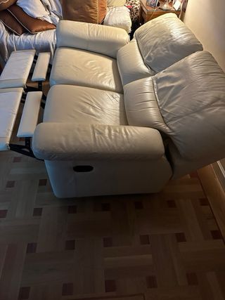 Sofás de piel beige