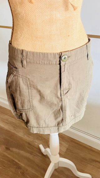 Jersey naranja y minifalda verde Jersey de regalo