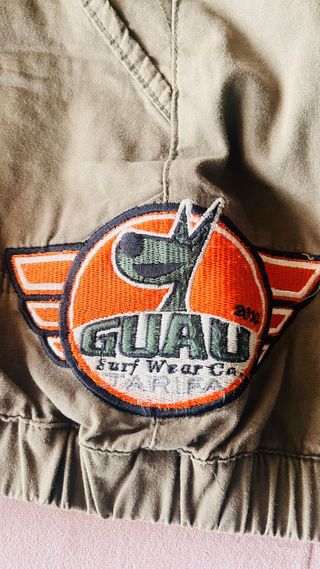 Jersey naranja y minifalda verde Jersey de regalo