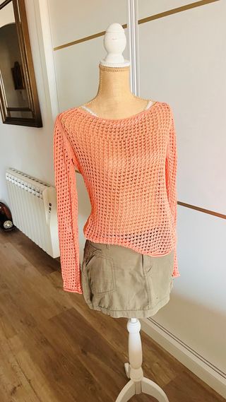 Jersey naranja y minifalda verde Jersey de regalo