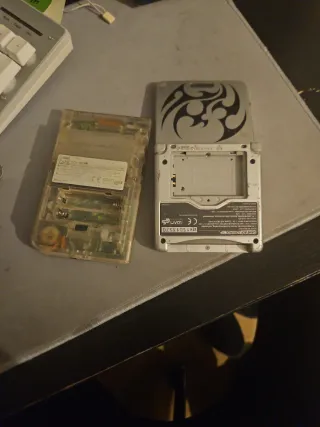 Nintendo Game Boy Advance SP Argento e Giallo