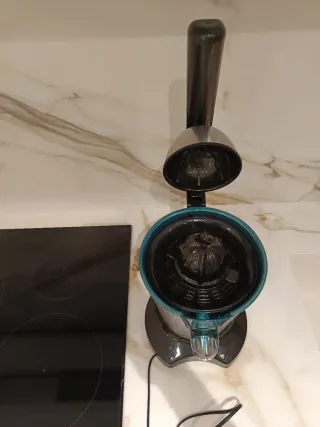 Exprimidor Cecotec Zitrus Power Adjust 600 black